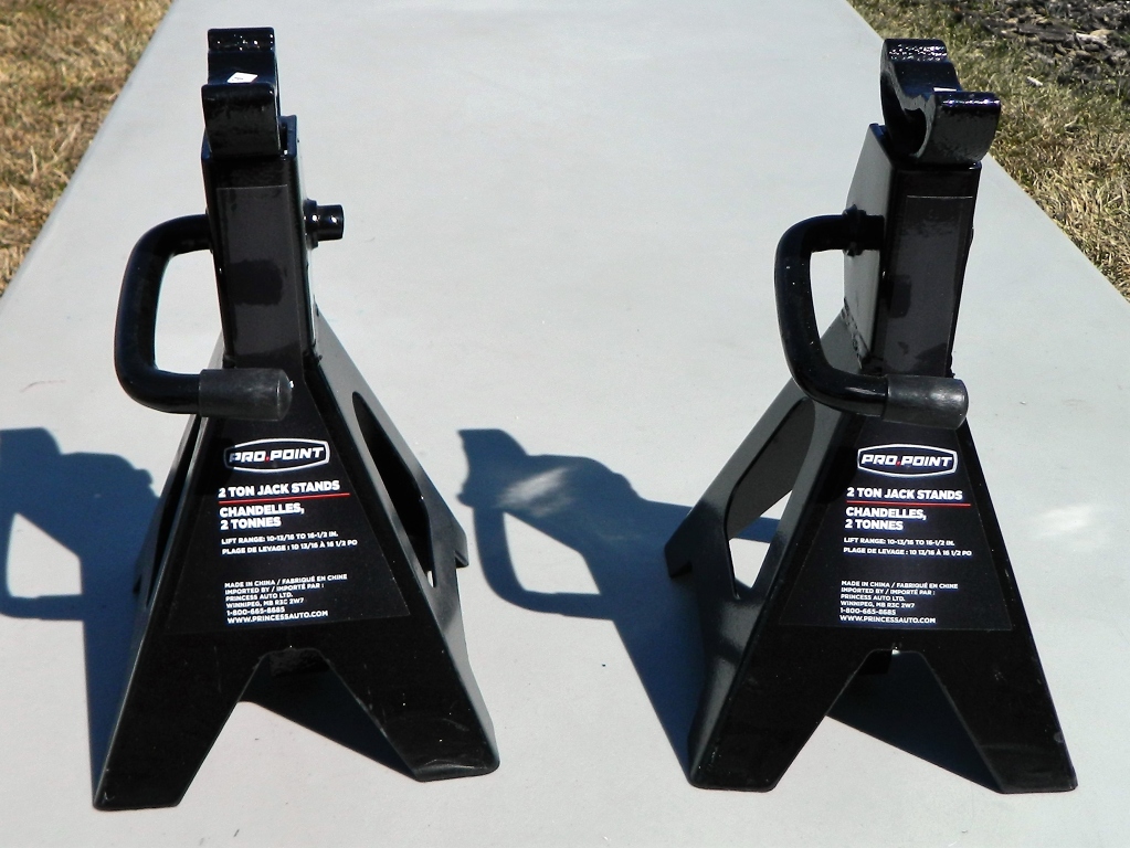 Cranston Residents Association 2 Ton Jack Stands